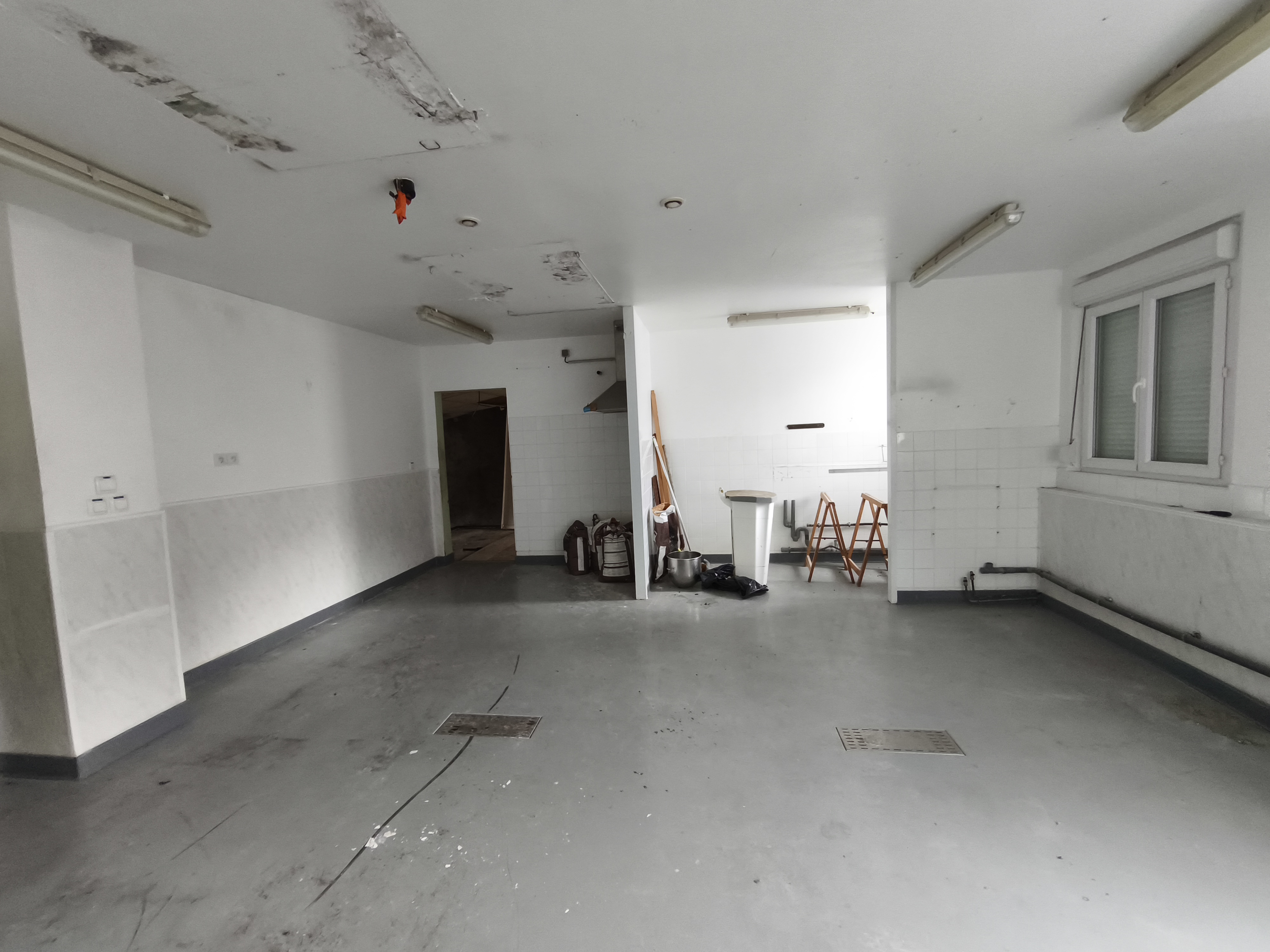 COLOMBEY LES BELLES | Hangar